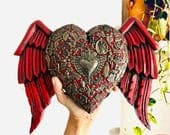 Wood Sacred Heart Alas Caidas Red