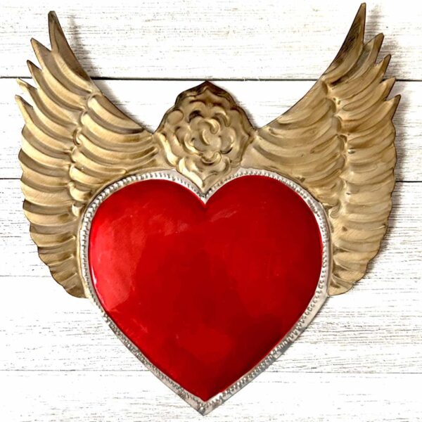 10” Large corazon rojo y alas milagro tin heart - Image 2