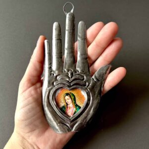 5.5” Medium Guadalupe rayo corazon platinum nicho tin hand