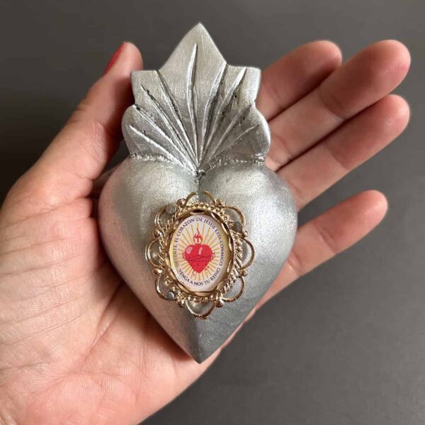 4.5” Small Sagrado Corazon wooden heart